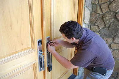Super Locksmith Services Newport, KY 859-818-0006 Super Locksmith Services Newport, KY 859-818-0006 - 29-16
