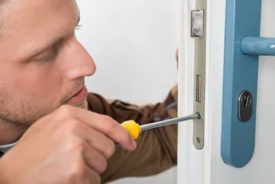 Super Locksmith Services Newport, KY 859-818-0006 Super Locksmith Services Newport, KY 859-818-0006 - 29-3